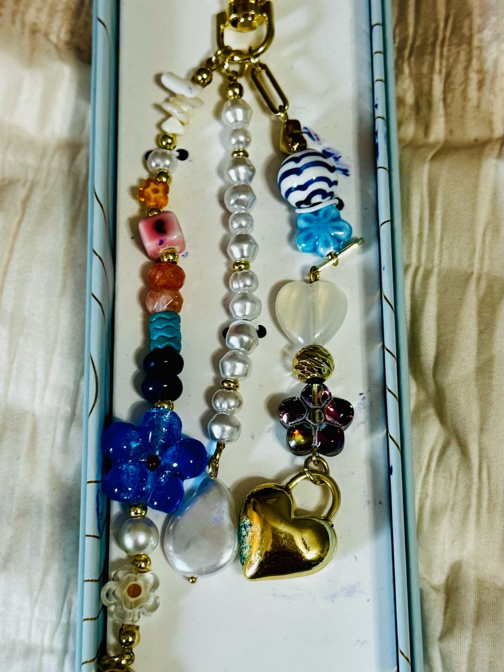 eye candy Gold Heart & Blue Multicolor Bead Charm Bracelet